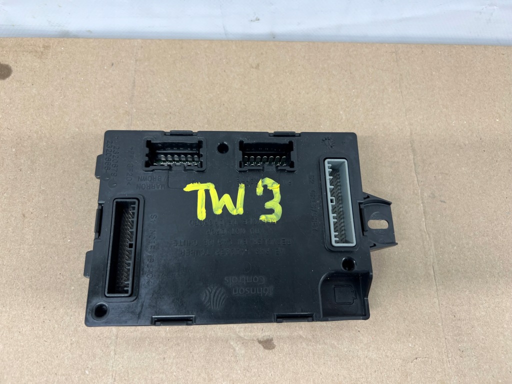 Купить Twingo iii 1.0 sce модуль bcm 237105748r 237106148r