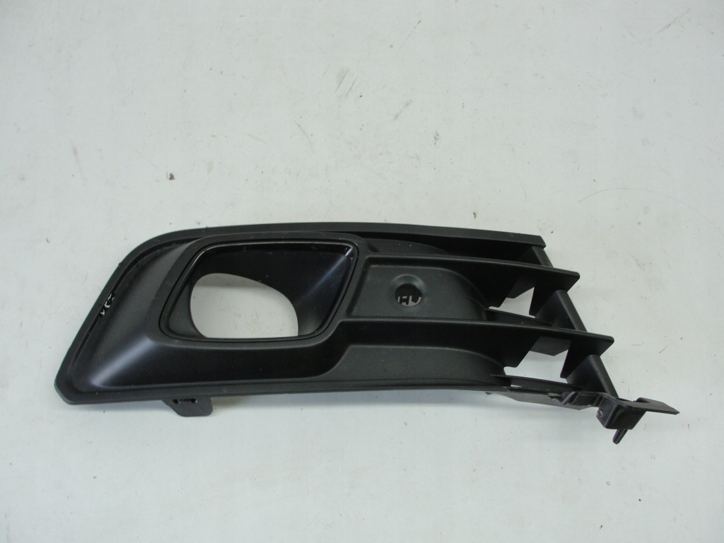 фото №1, Решітка бампера перед права renault captur i lift 17-19 261a24736r