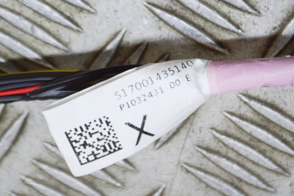 фото №8, Tesla model x p100d awd порти usb роз'єм з кабель 1032431-00-e 568kw 2020