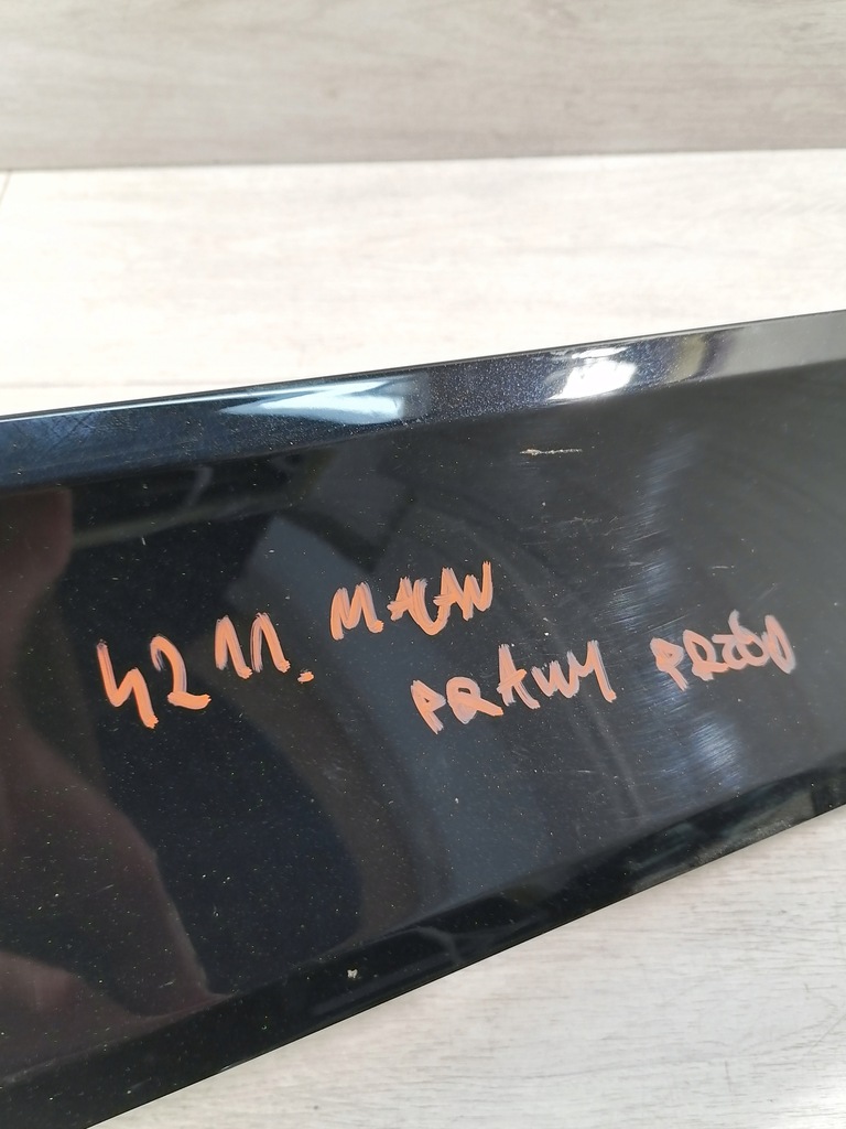 фото №11, Macan молдинг дверь правый перед 95b837890g