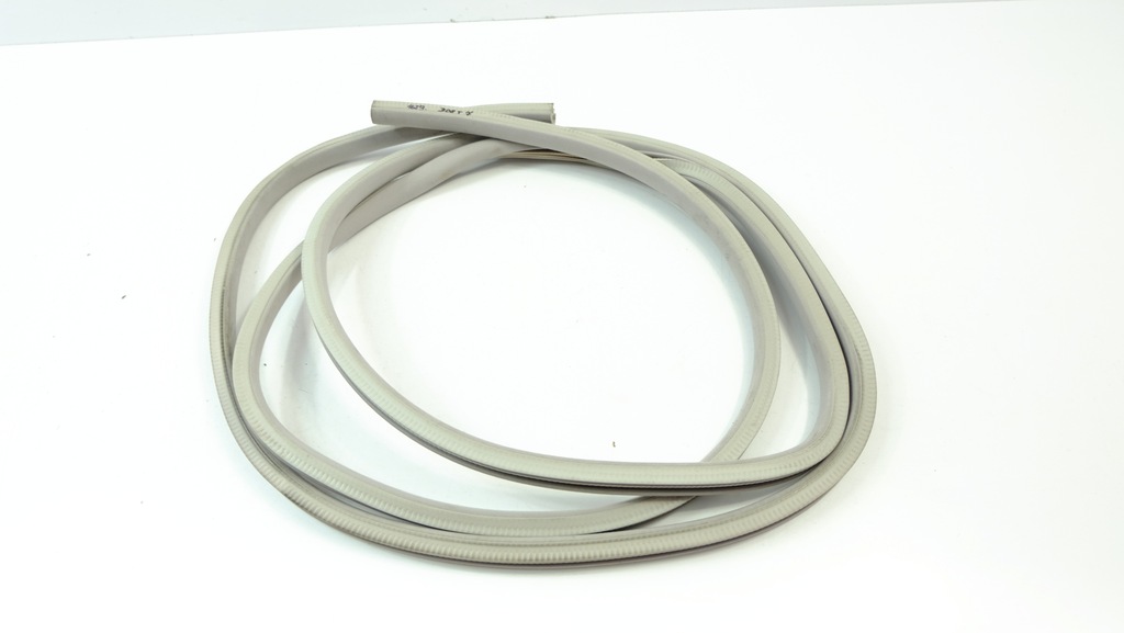 фото №1, Peugeot 308 t7 sw прокладка люк