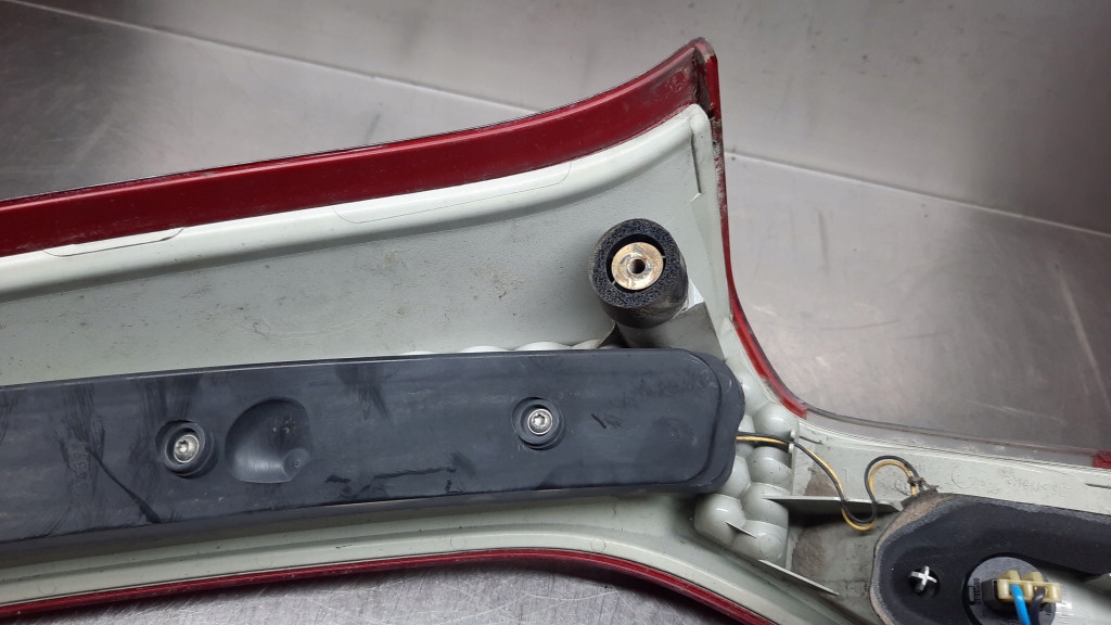 фото №10, Лампа задня задня ліва volvo v70 iii 2.5t 07r fwd