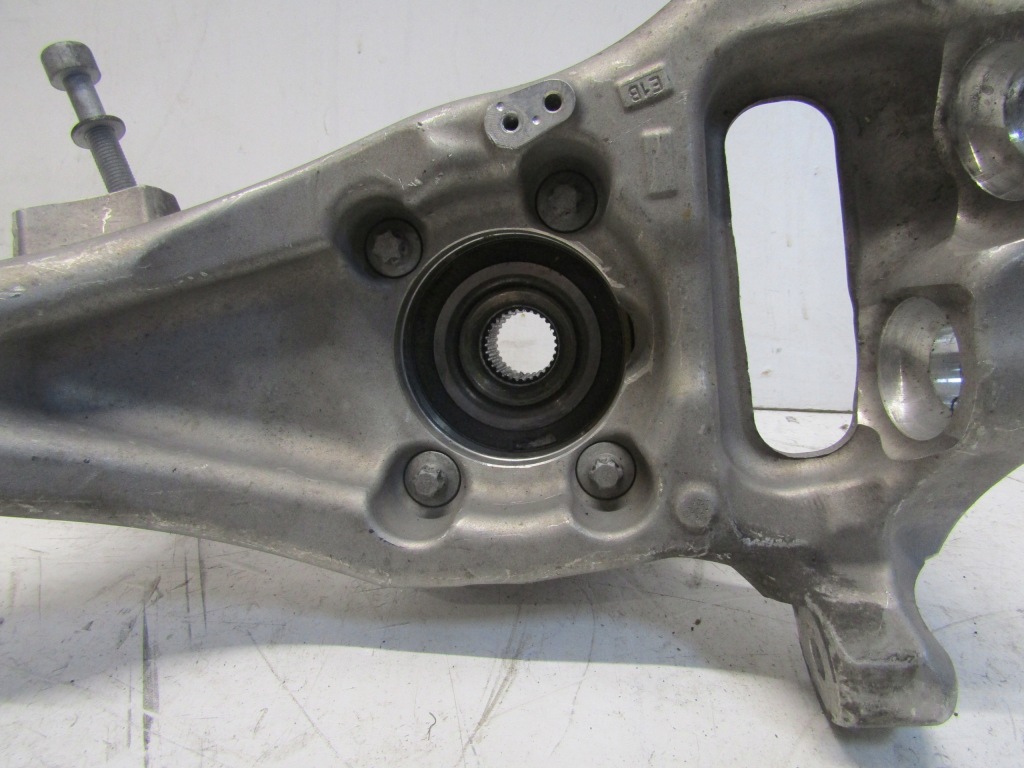 фото №6, Поворотный кулак правый перед mercedes w253 6.3 amg x253