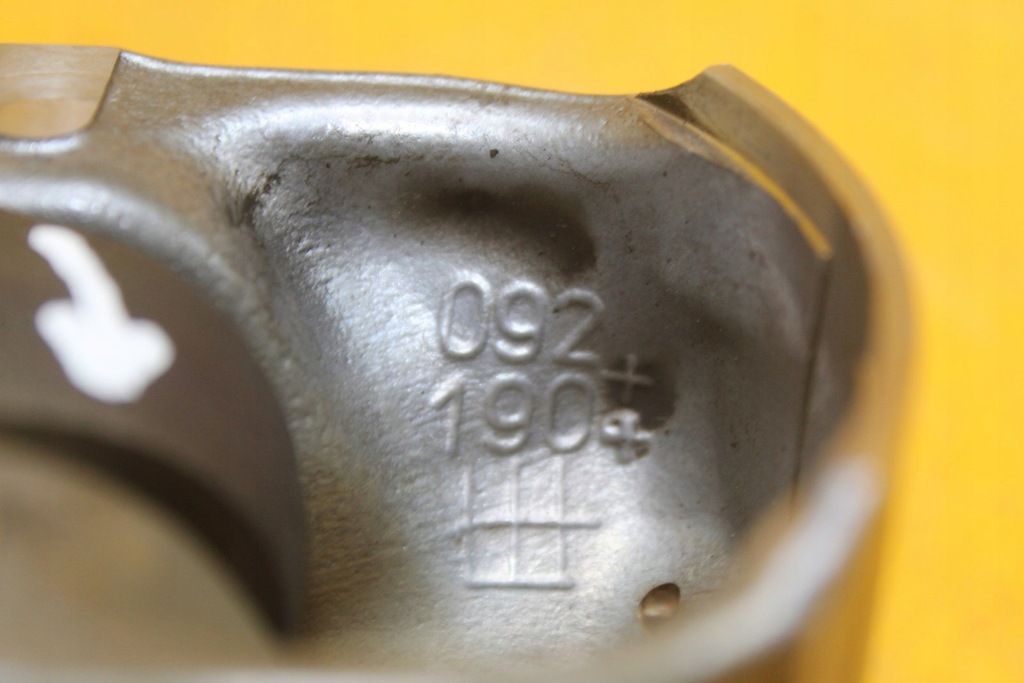 фото №12, Поршень шатун шатун левый jaguar xj x351 508ps 5.0b v8 092190 1295 x15h69