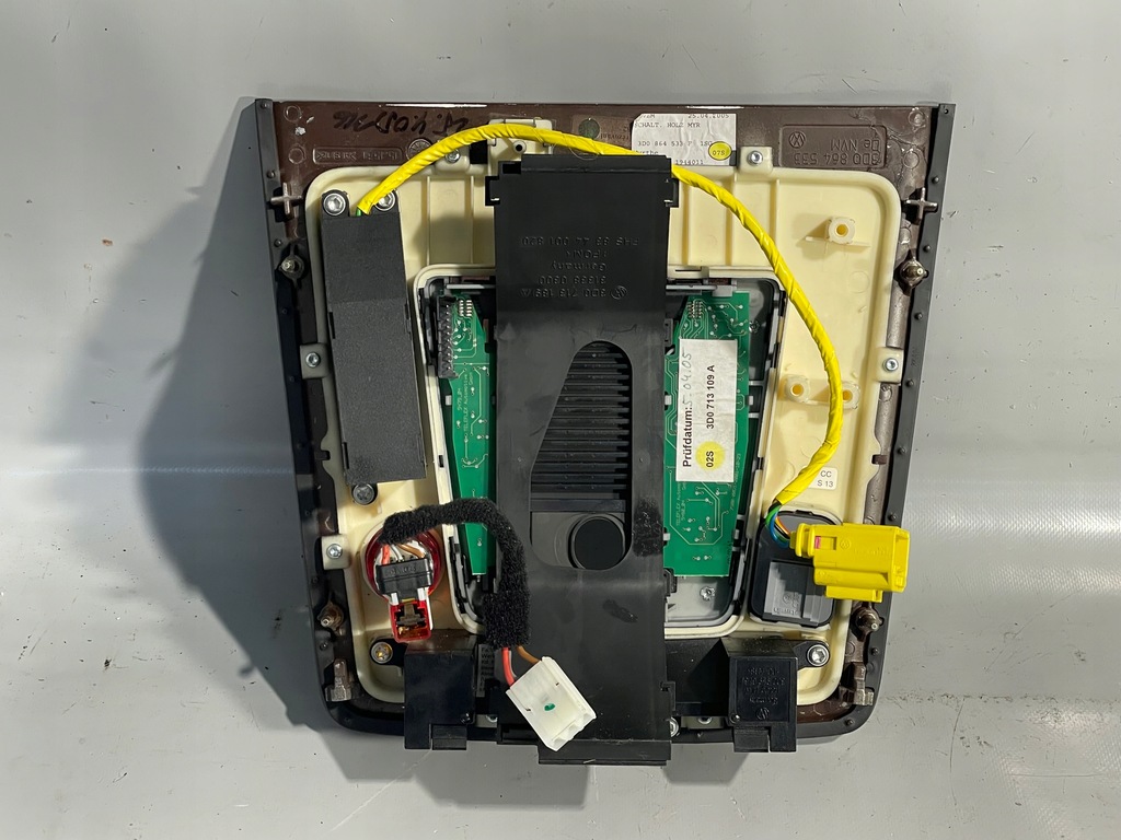 фото №10, Vw phaeton рамка домкрата коробки панель 3d0864533