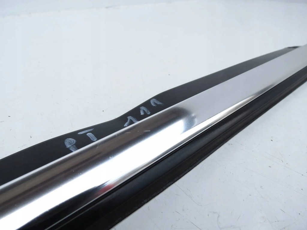 фото №8, Молдинг ущільнювач двері правий задня хром audi q7 4l 4l0853763