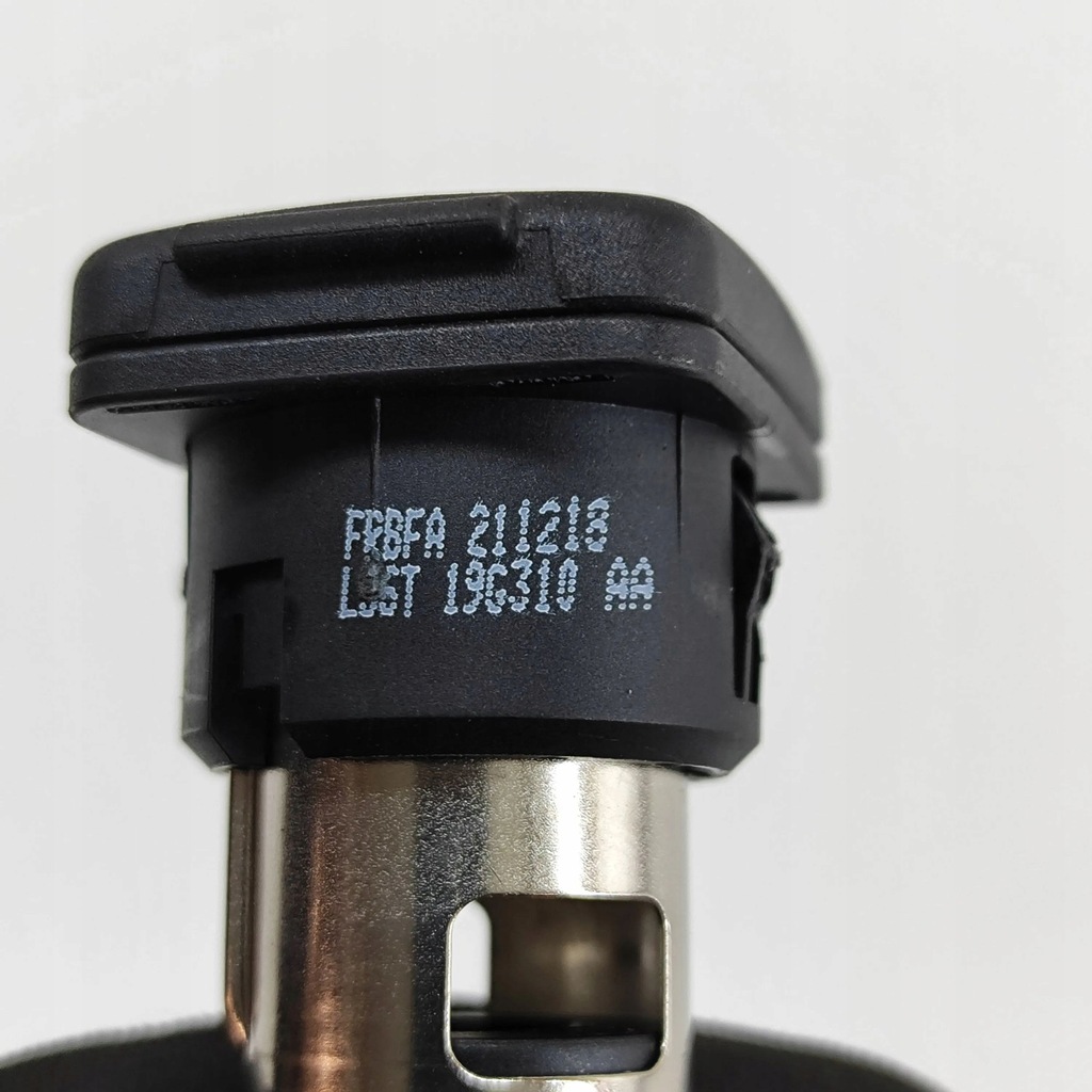 фото №6, Ford mustang mach-e 2022 прикуриватель панели приборной панели