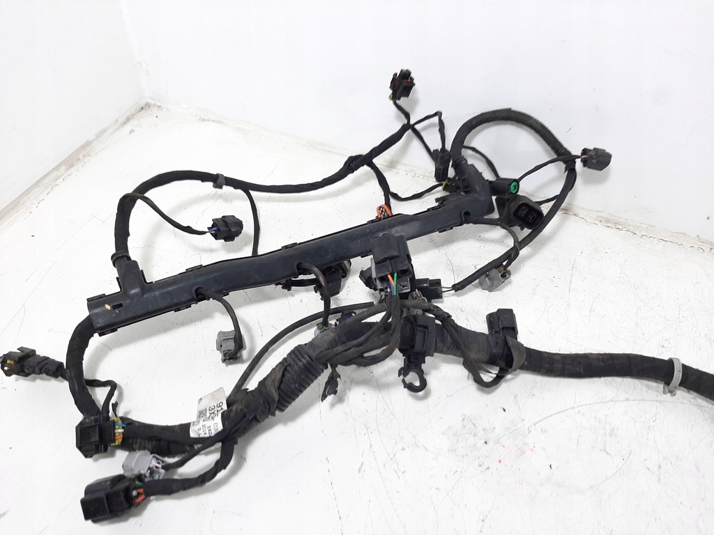 фото №15, Hyundai elantra v lift 1.6 16v 14r электропроводка жгут двигателя 91425-3x030