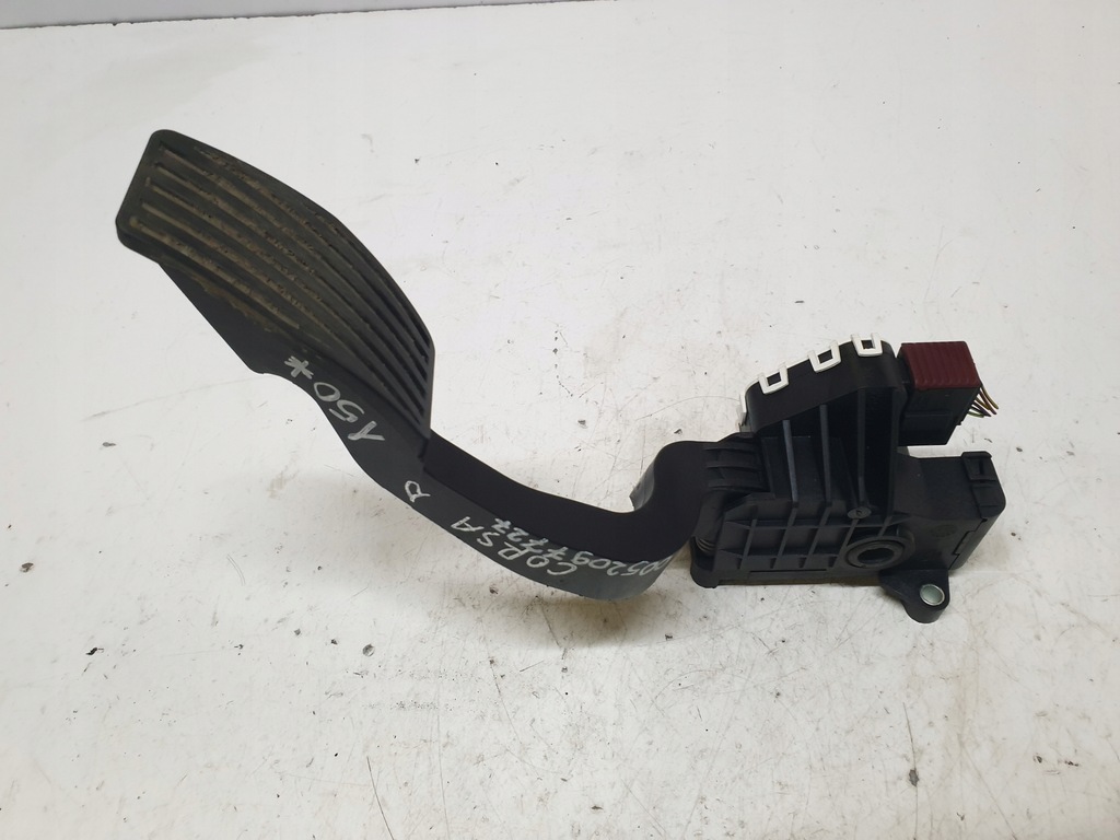фото №1, Педаль потенциометр газа opel corsa d 0052097727