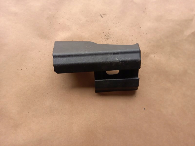 фото №1, Заглушка захист сидіння права mustang 2010 - 2014