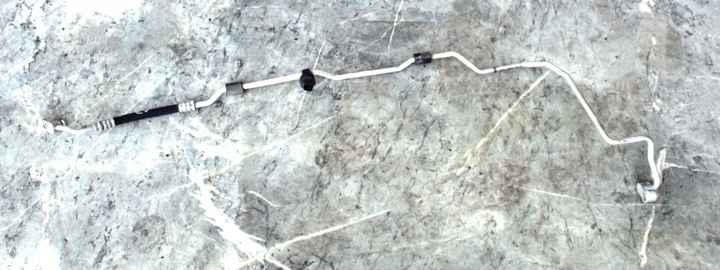 фото №1, Шланг кондиціонера bmw f01 f02 4.4b n63b44