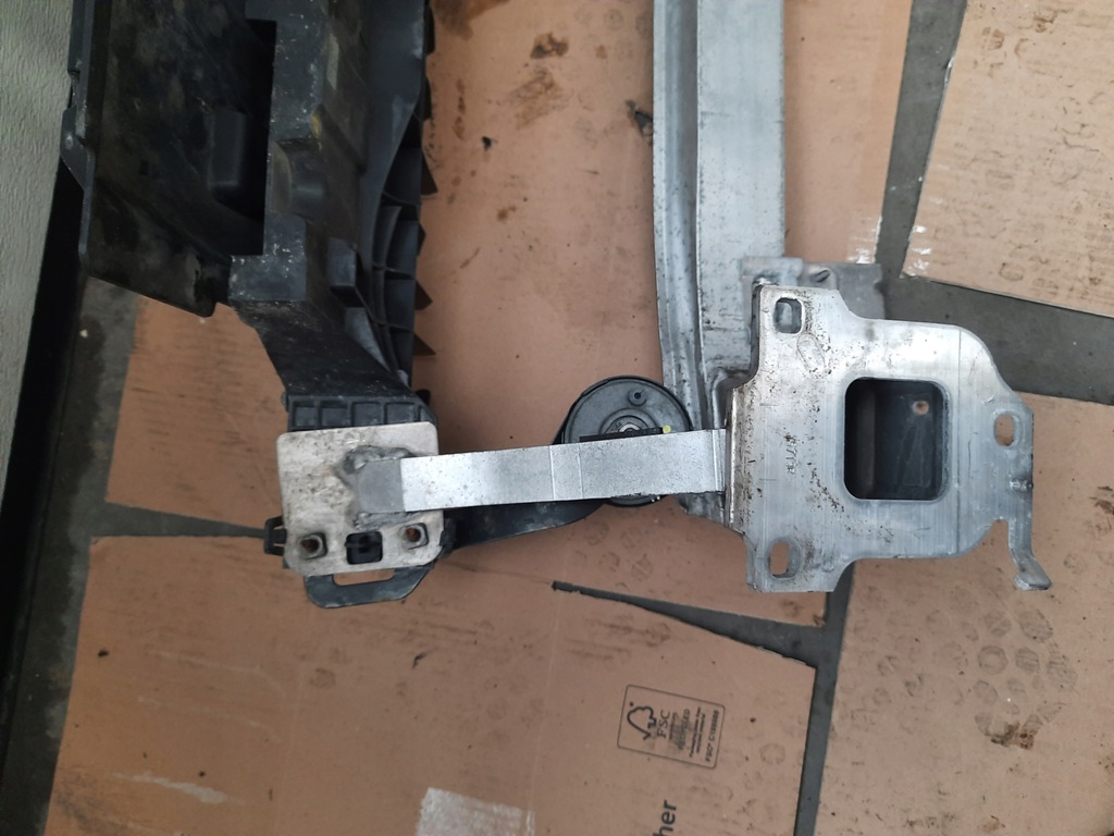 фото №6, Peugeot 2008 i балка бампера усилитель плита комплект