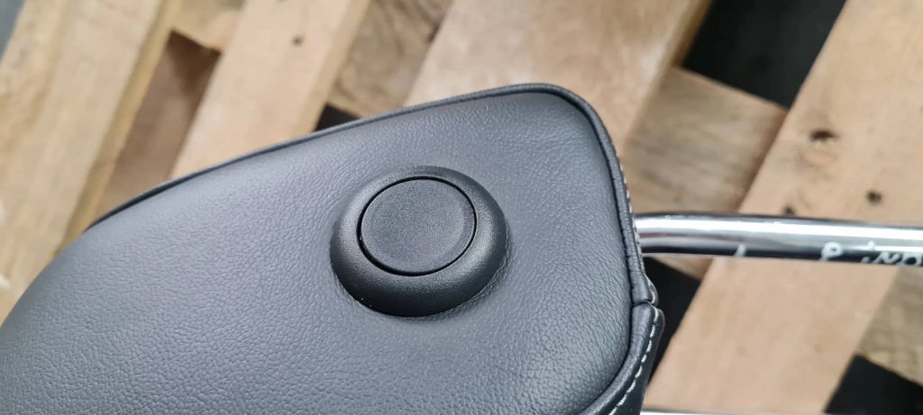 фото №8, Q5 80a підголівник сидіння лівий перед шкіра шкіряний sline