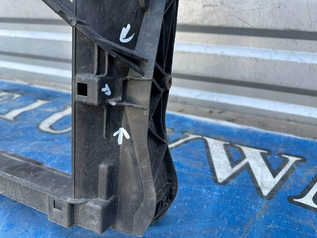 фото №5, Skoda octavia iii pas передний усилитель 5e0805588t