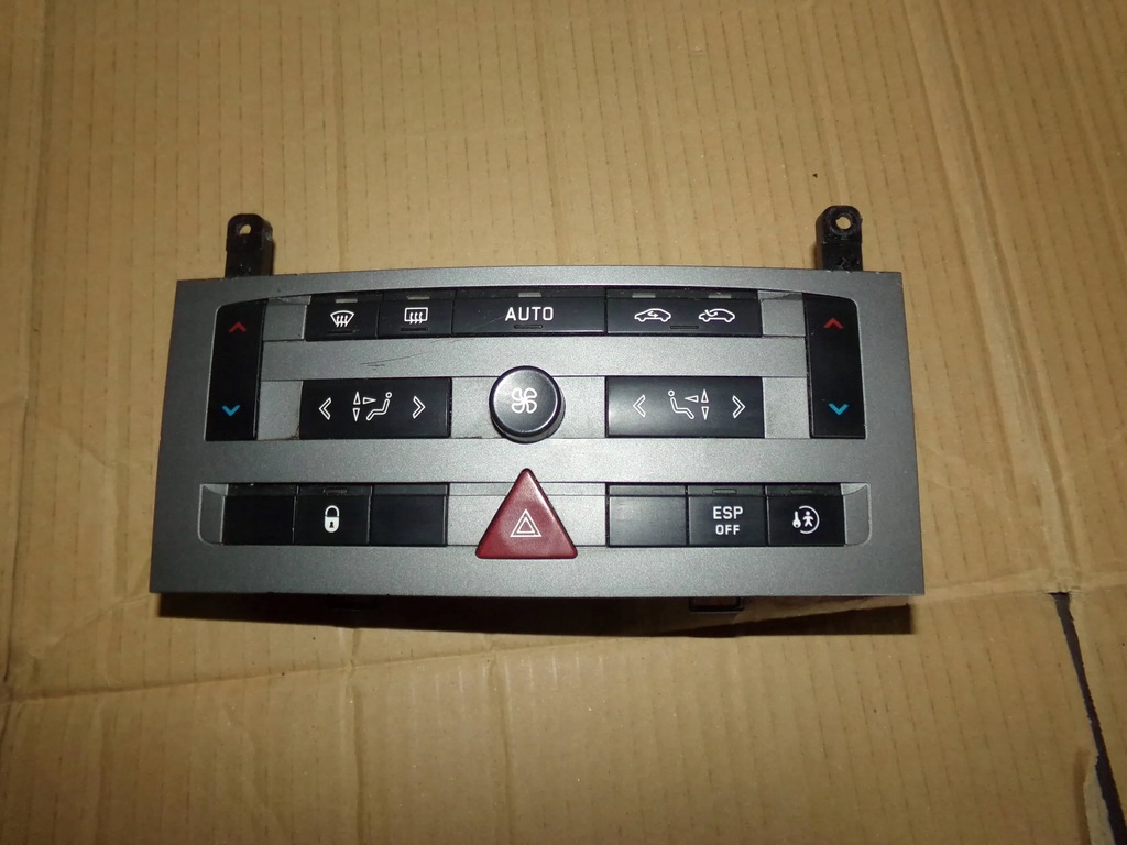 фото №1, Панель обдув управление peugeot 407