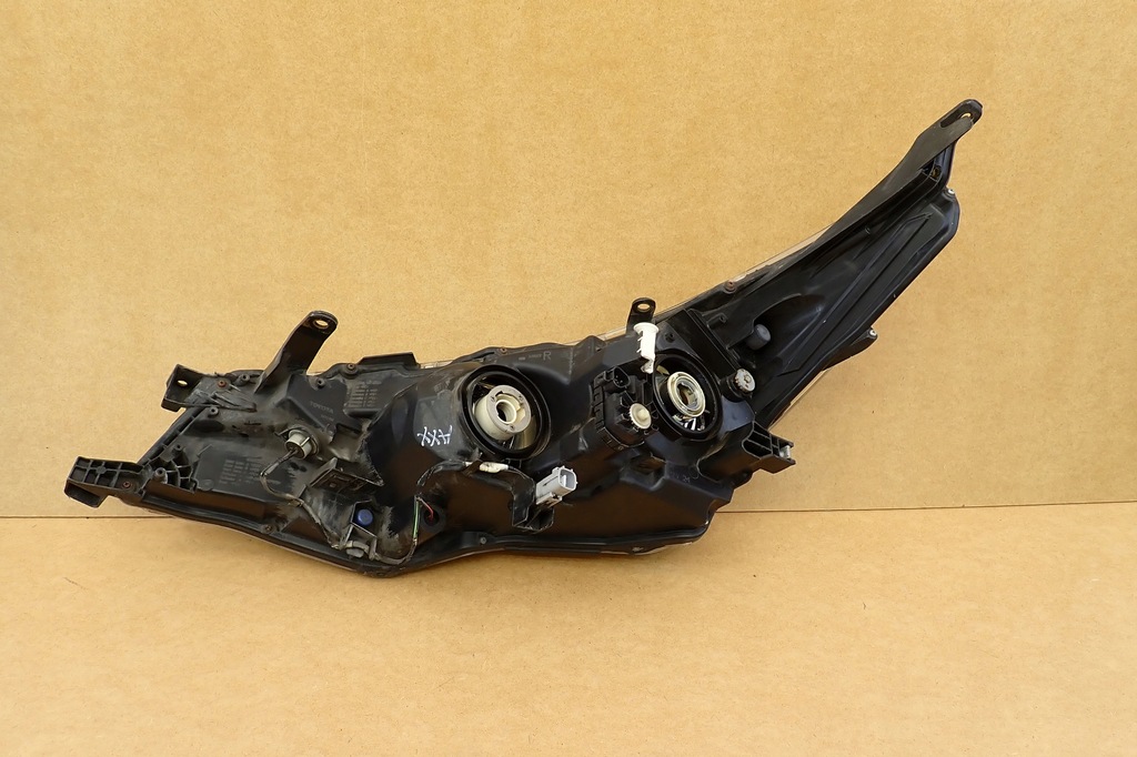 фото №10, Toyota corolla e16 lift 16- лампа фара права перед передня 02360 оригінальний номер