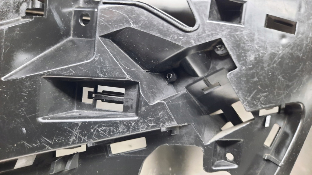 Направляющая кронштейн бампера левый перед передний 31265647 volvo s60 ii v60 в Украине