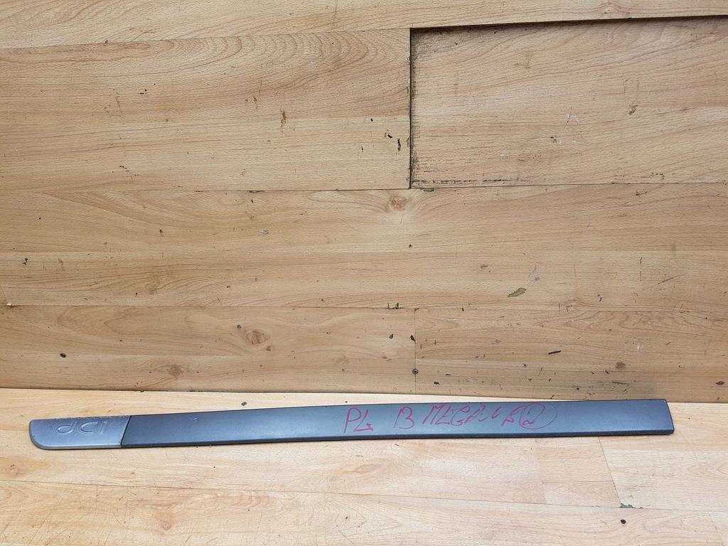 фото №1, Молдинг бічна двері перед ліва renault megane ii