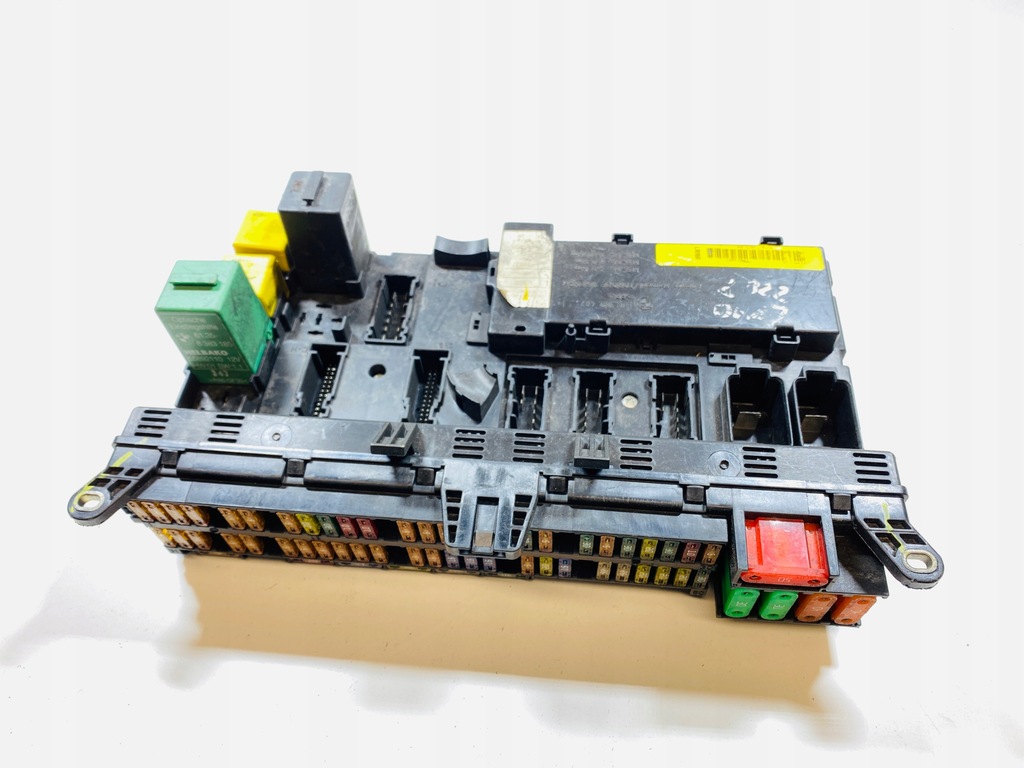 фото №1, Land rover коробка запобіжників yph500370