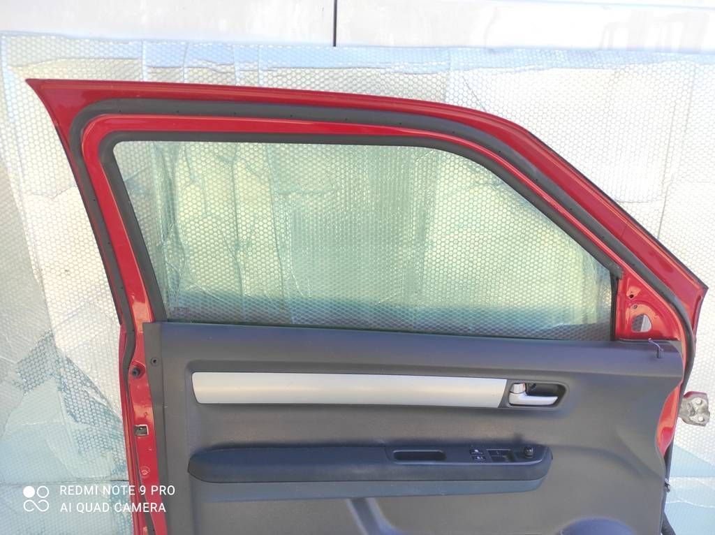фото №11, Suzuki swift iv mk6 3d 3 дверь 2004-2010 дверь левая полный красные