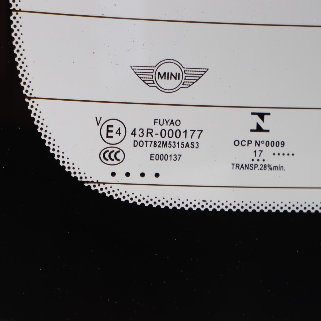 Купить Mini f56 стекло крышки багажника задний  задняя тонированная as3 7466422