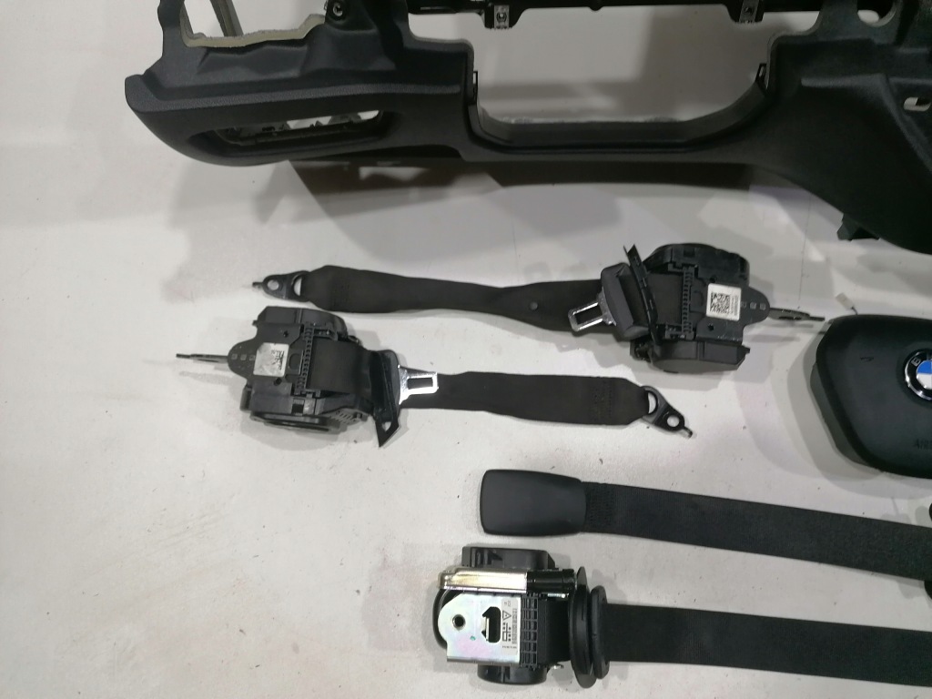 фото №5, Bmw 3 g20 g21 g23 приборная панель панель  подушка безопасности подушки безопасности ремни оригинал демонтаж