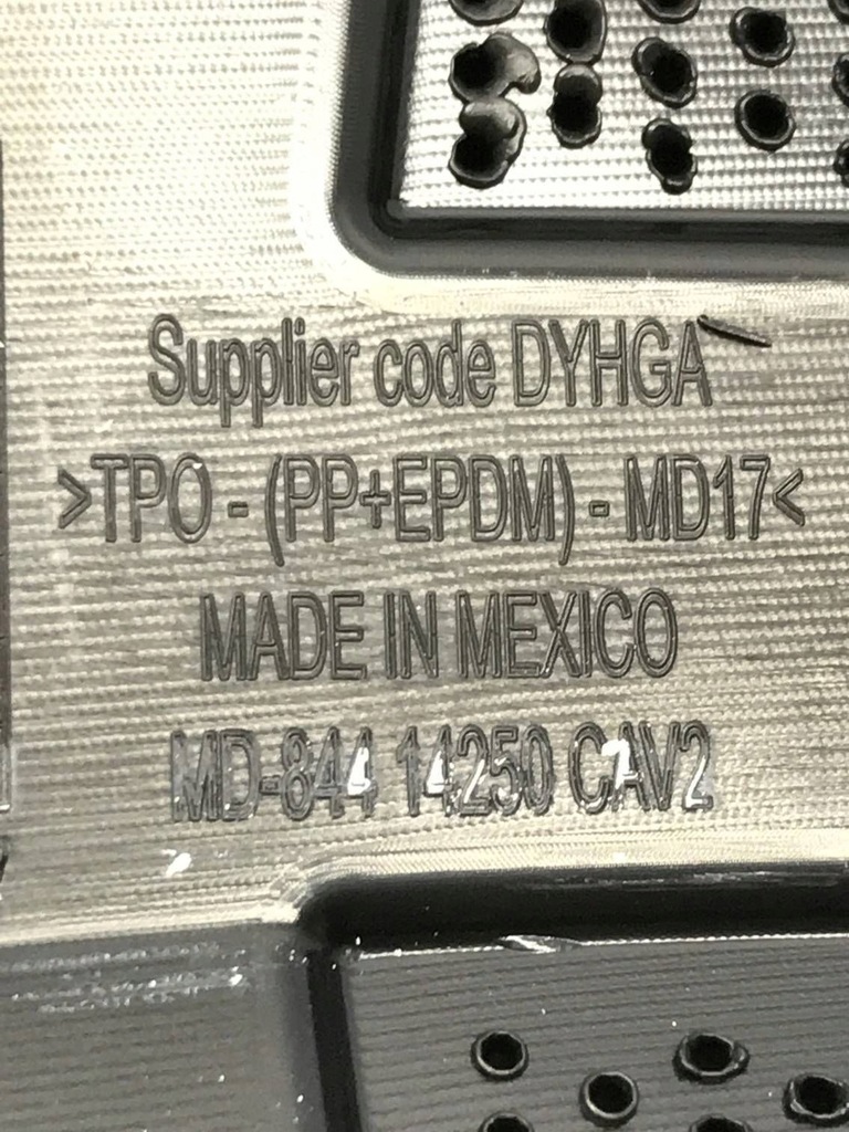 фото №10, Ford mustang mach-e молдинг ліва крила lj8b-r16d239-cd