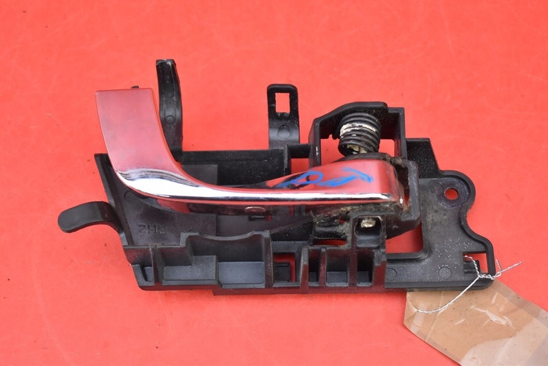 фото №1, Ручка внутрішня права задня 25759728 cadillac cts 1 i 02-07