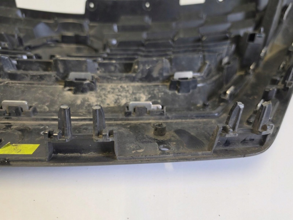 Решітка радіатора решітка  бампера перед nissan qashqai 3 j12 21- 623106ua Недорого