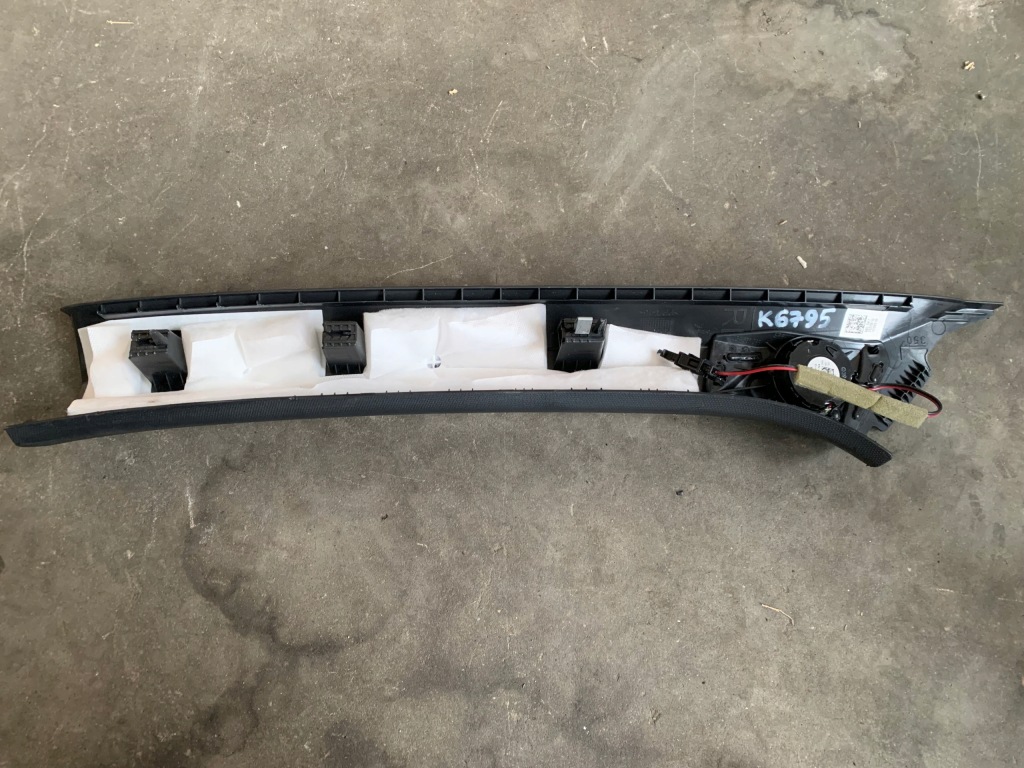 Vw t-roc 2ga защита стойка правый перед czarna 2ga867234 в Украине