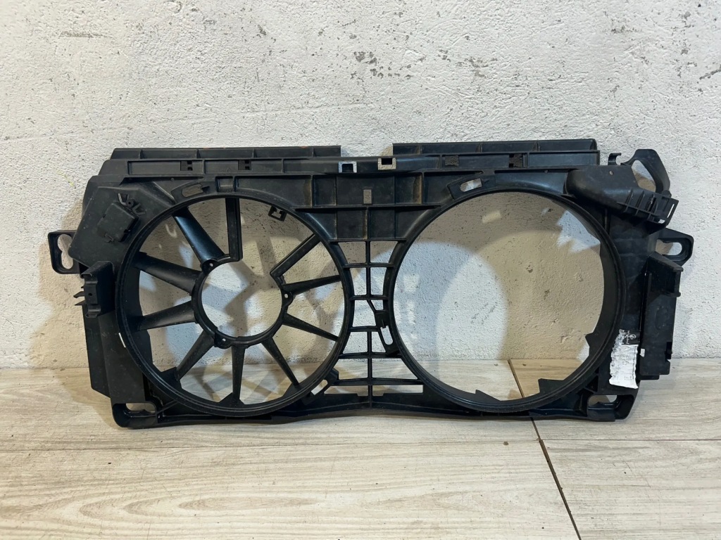 фото №1, Mercedes-benz sprinter w906 корпус вентилятора