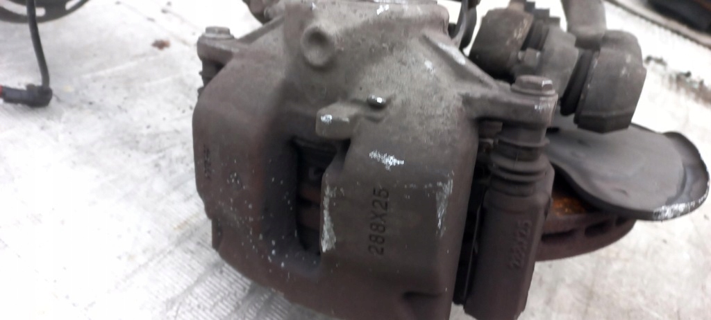 фото №13, Поворотний кулак важіль лівий перед mercedes w204 1,8b