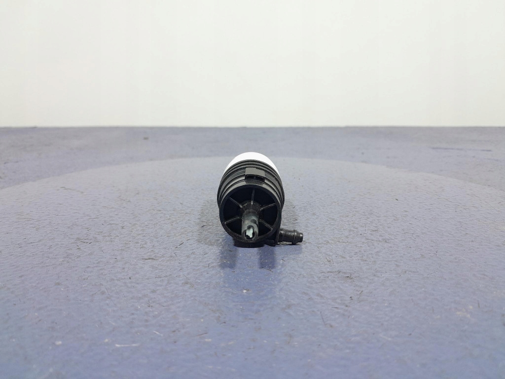 фото №1, Bmw x7 g07 помпа омывателя 8736998