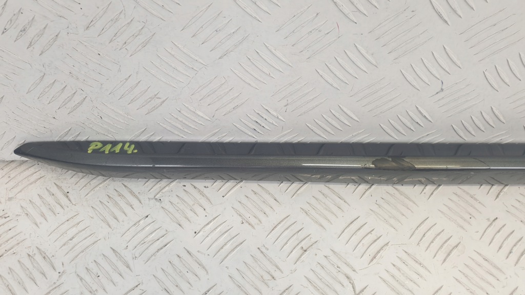 фото №2, Audi a4 b9 8w0 s-line молдинг порог левая