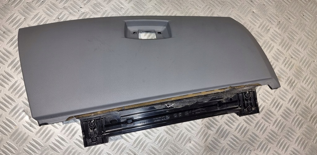 фото №7, Bmw e60 e61 бардачок панели пассажира передняя часть szary grau 7034079 7034081 7063499