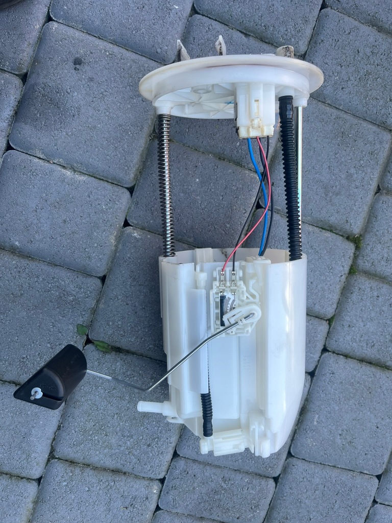 фото №1, Насос топлива задняя mitsubishi outlander iii 3 phev 1760a395