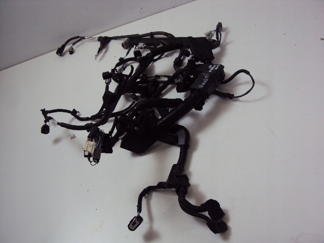 фото №3, Електропроводка двигуна toyota c-hr гібрид 2019 r