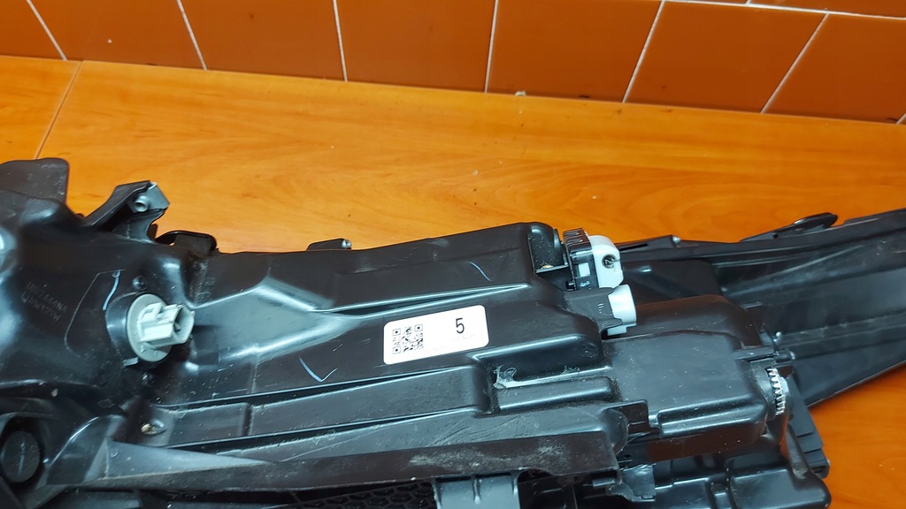 фото №15, Фара лампа права правий перед toyota highlander iv 20-