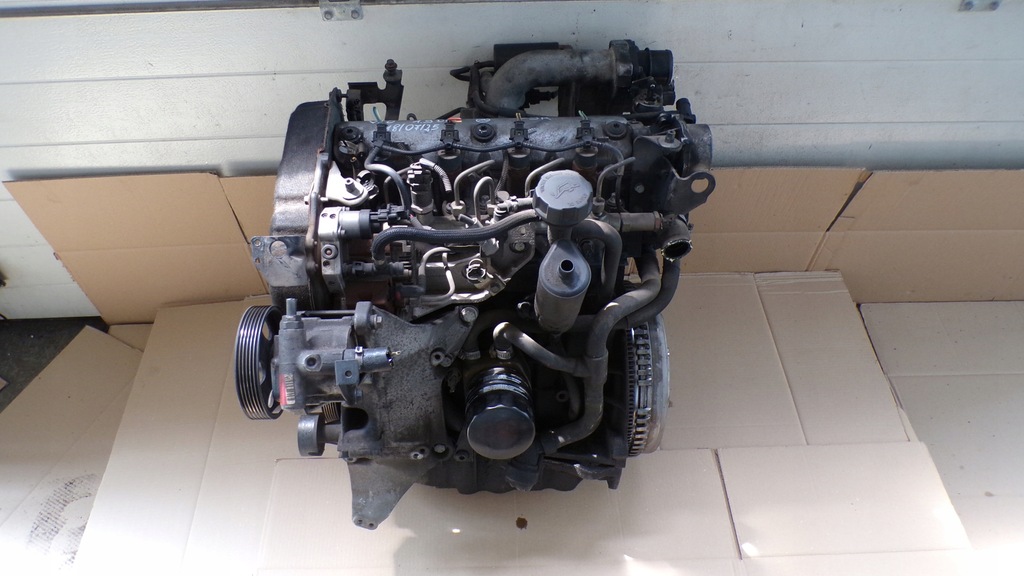 фото №1, Volvo v40 s40 lift 1.9dci двигатель f9k