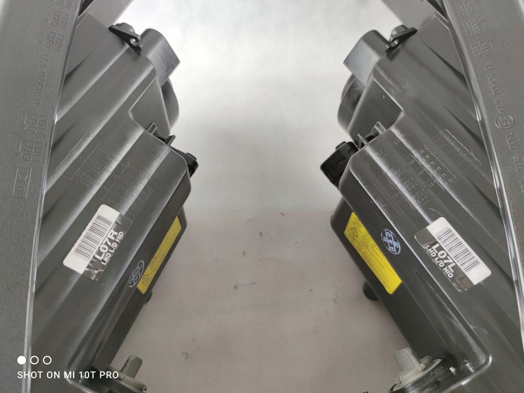 фото №10, Hyundai ix35 ксенон левый правый фара лампа