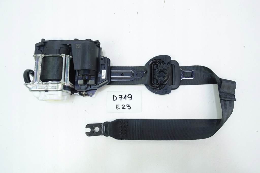 фото №1, Pas безопасности правый перед audi a3 8y 20-