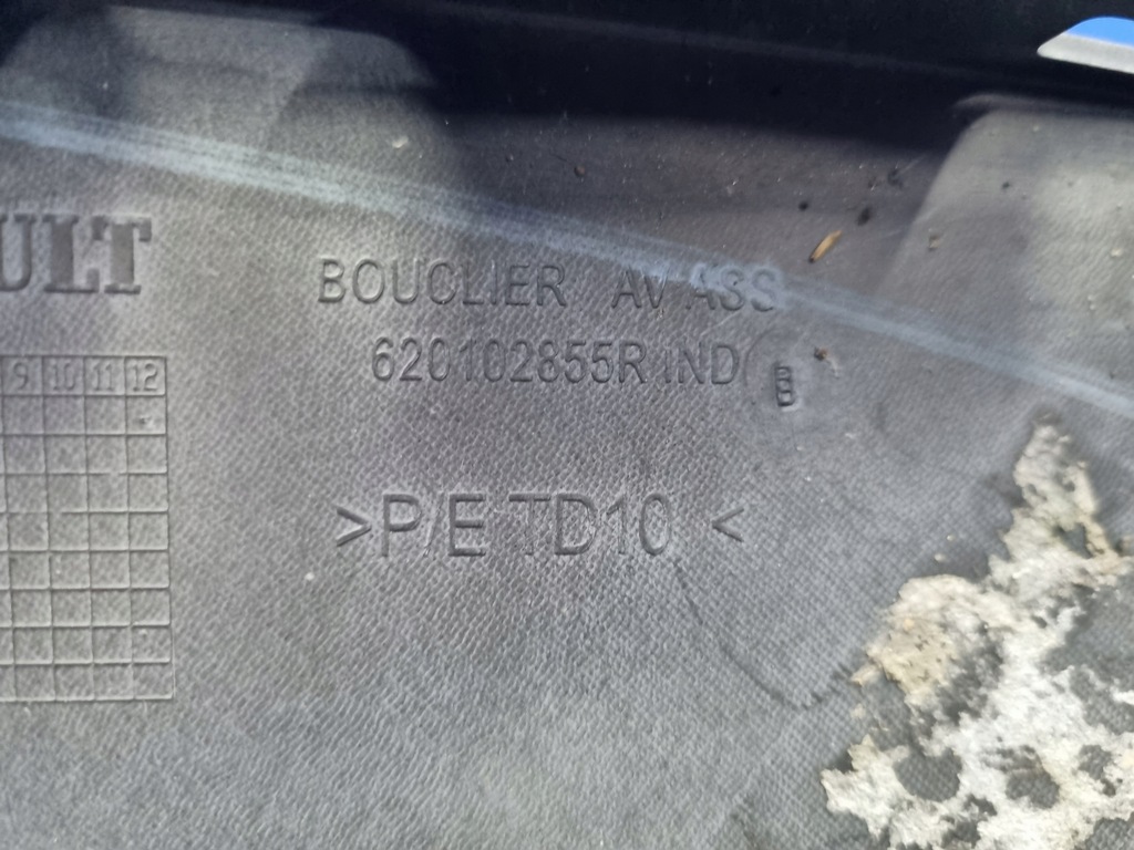 фото №8, Renault zoe 1 бампер передний оригинал 620102855r