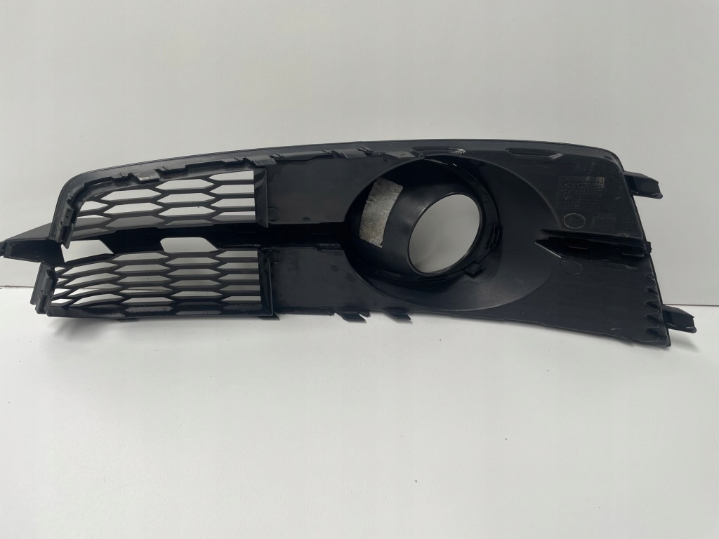 Решётка бампера правый перед audi a6 c7 lift s–line 4g0807682ag с Разборки