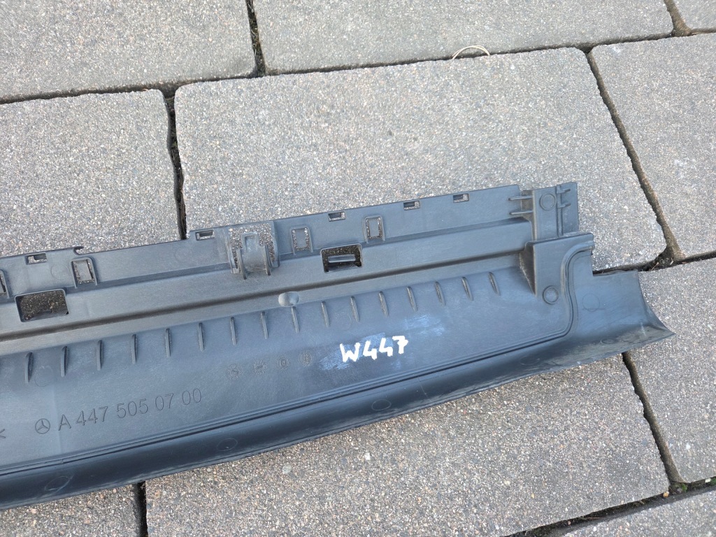 Mercedes v-klasa vito w447 воздуховод воздуха a4475050700 2014 Киев