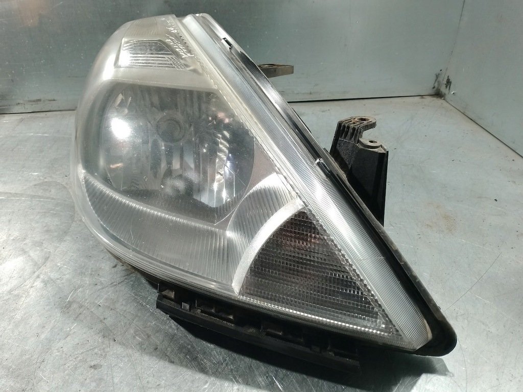 фото №8, Лампа перед правая nissan tiida хэтчбек 5 дверь 983464-01