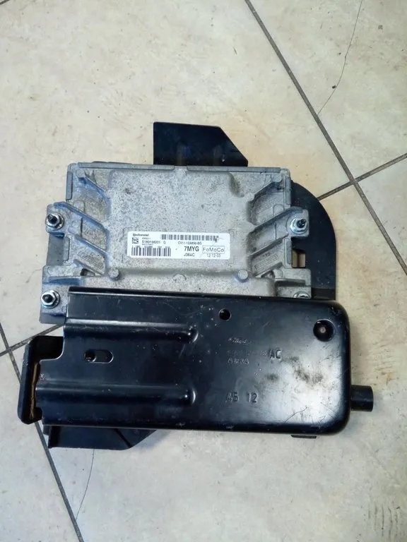 фото №1, Бортовой компьютер двигателя ford оригинальный номер cv11-12a650-bg