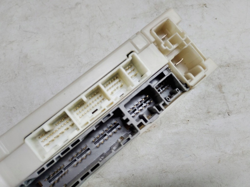 фото №6, Lexus коробка предохранителей 82730-30631 europa