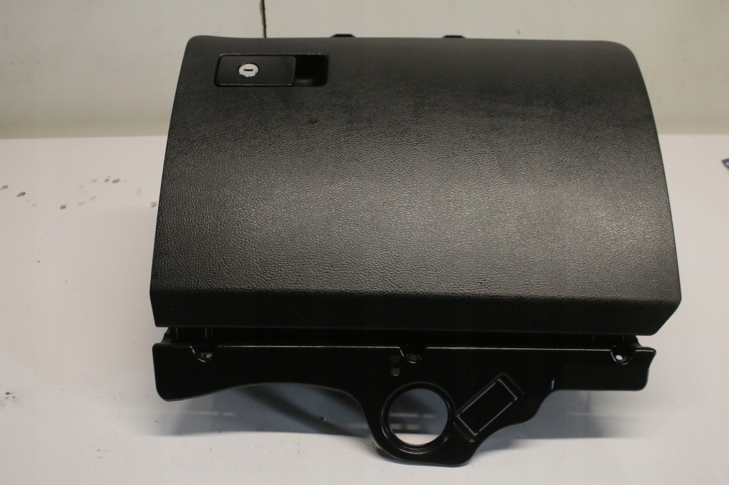 фото №1, Бардачок пасажира vw passat b6 cc