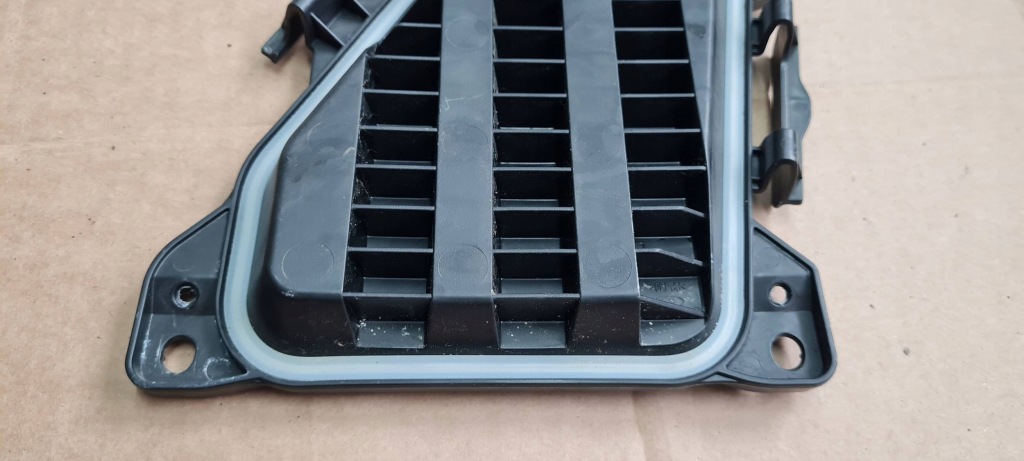 Q3 83a заглушка крышка фары левая левый перед full led matrix 83a941159 Киев