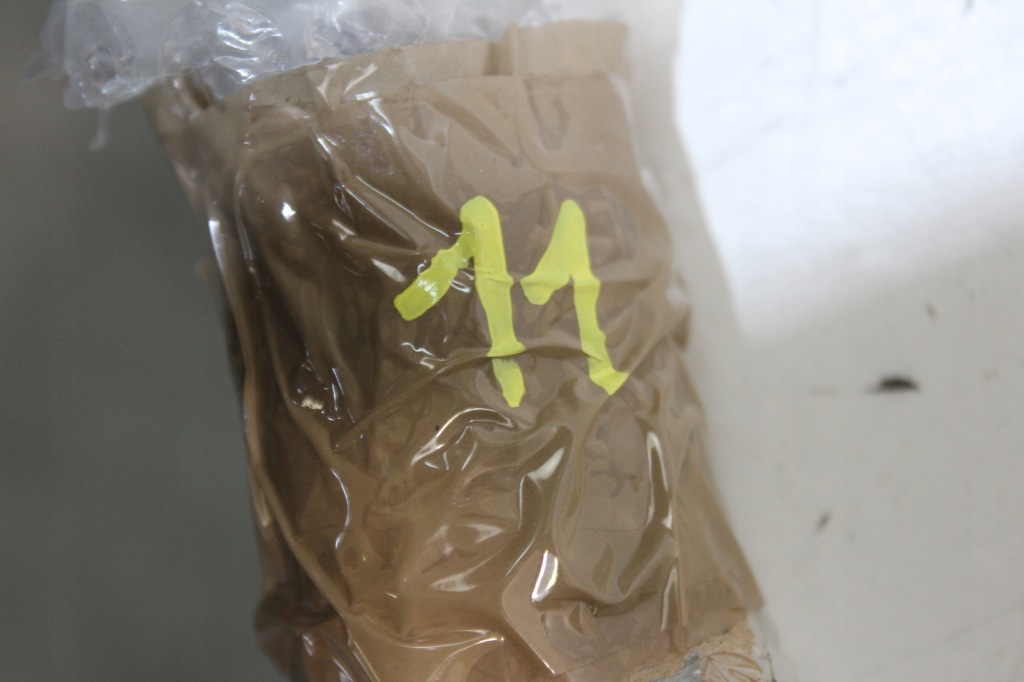 фото №6, Молдинг уплотнитель стекло дверь правое задняя skoda superb 3 iii nowa оригинальный номер